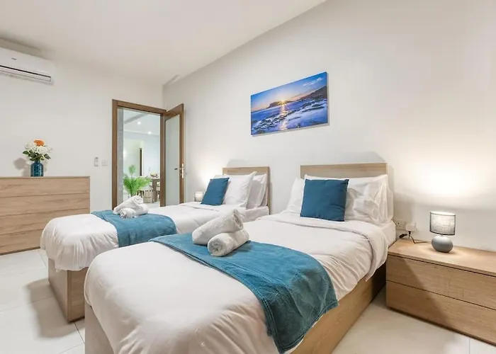 아파트 Luxurious, Spacious In Swieqi Is-Swieqi