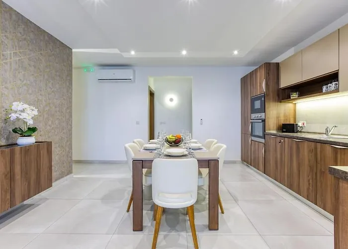Luxurious, Spacious In Swieqi *