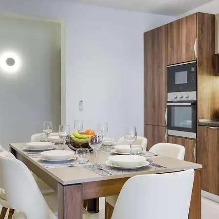 Luxurious, Spacious In Swieqi Lägenhet Is-Swieqi