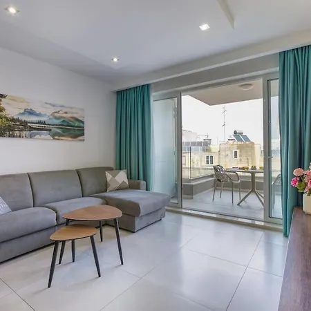 Luxurious, Spacious In Swieqi Lägenhet Is-Swieqi