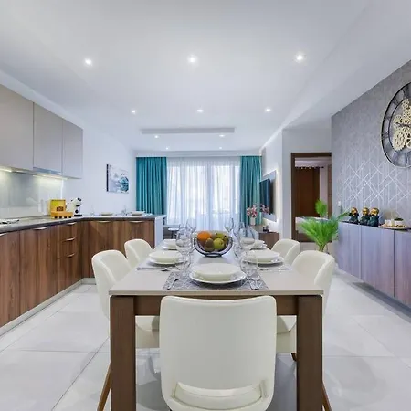 Luxurious, Spacious In Swieqi Διαμέρισμα