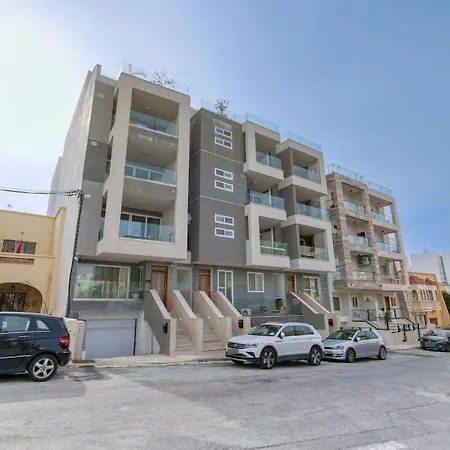 Luxurious, Spacious In Swieqi *
