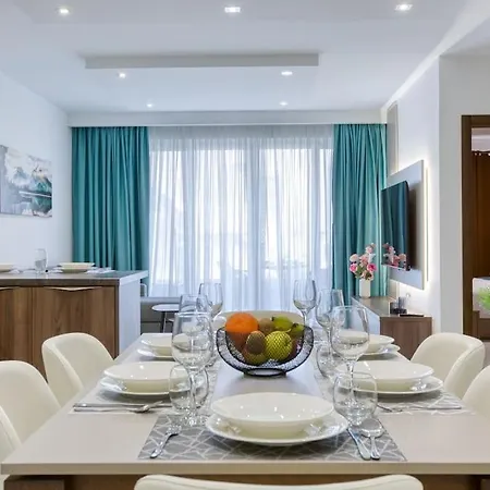 Lägenhet Luxurious, Spacious In Swieqi *