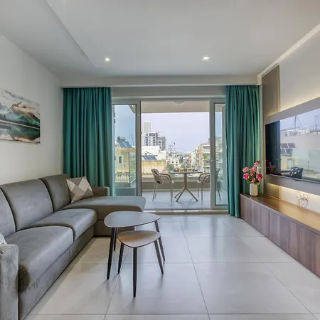Luxurious, Spacious In Swieqi Apartment