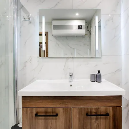 Luxurious, Spacious In Swieqi Apartment