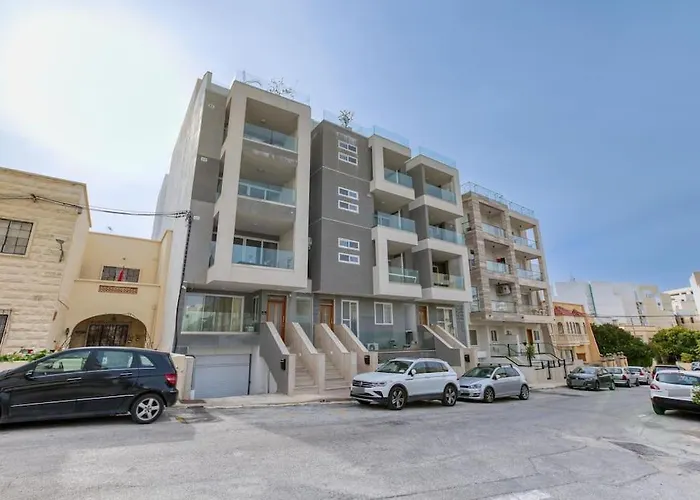 Luxurious, Spacious In Swieqi *