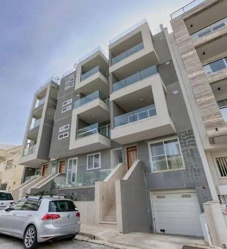 Luxurious, Spacious In Swieqi *